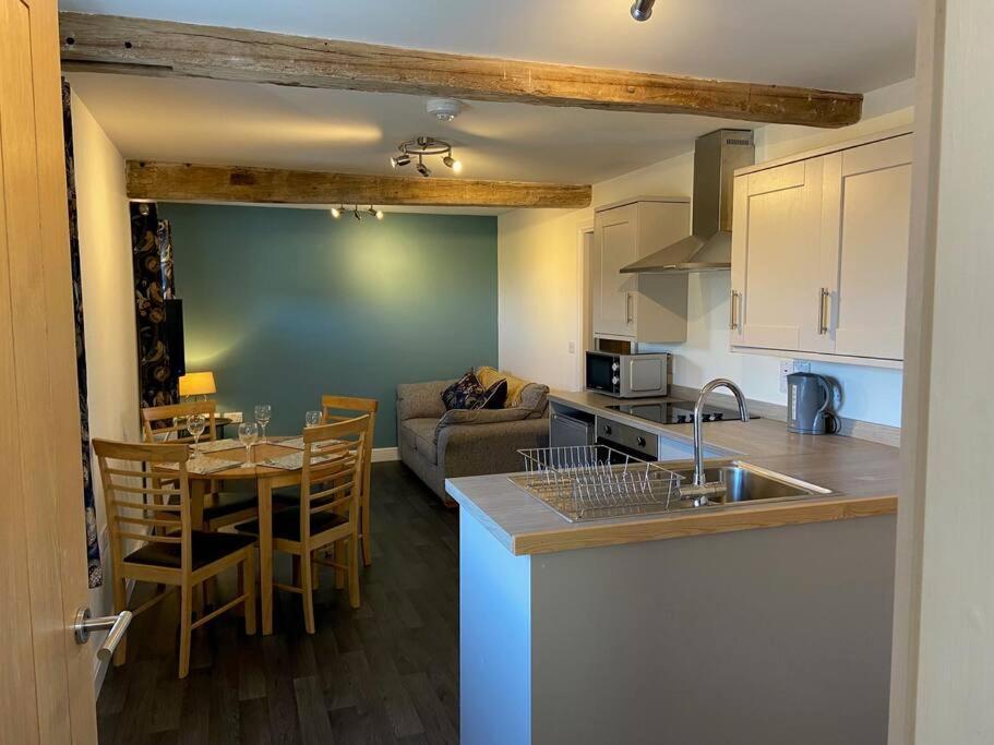 The Hayloft At Wrampool Farm Appartement Preston  Buitenkant foto